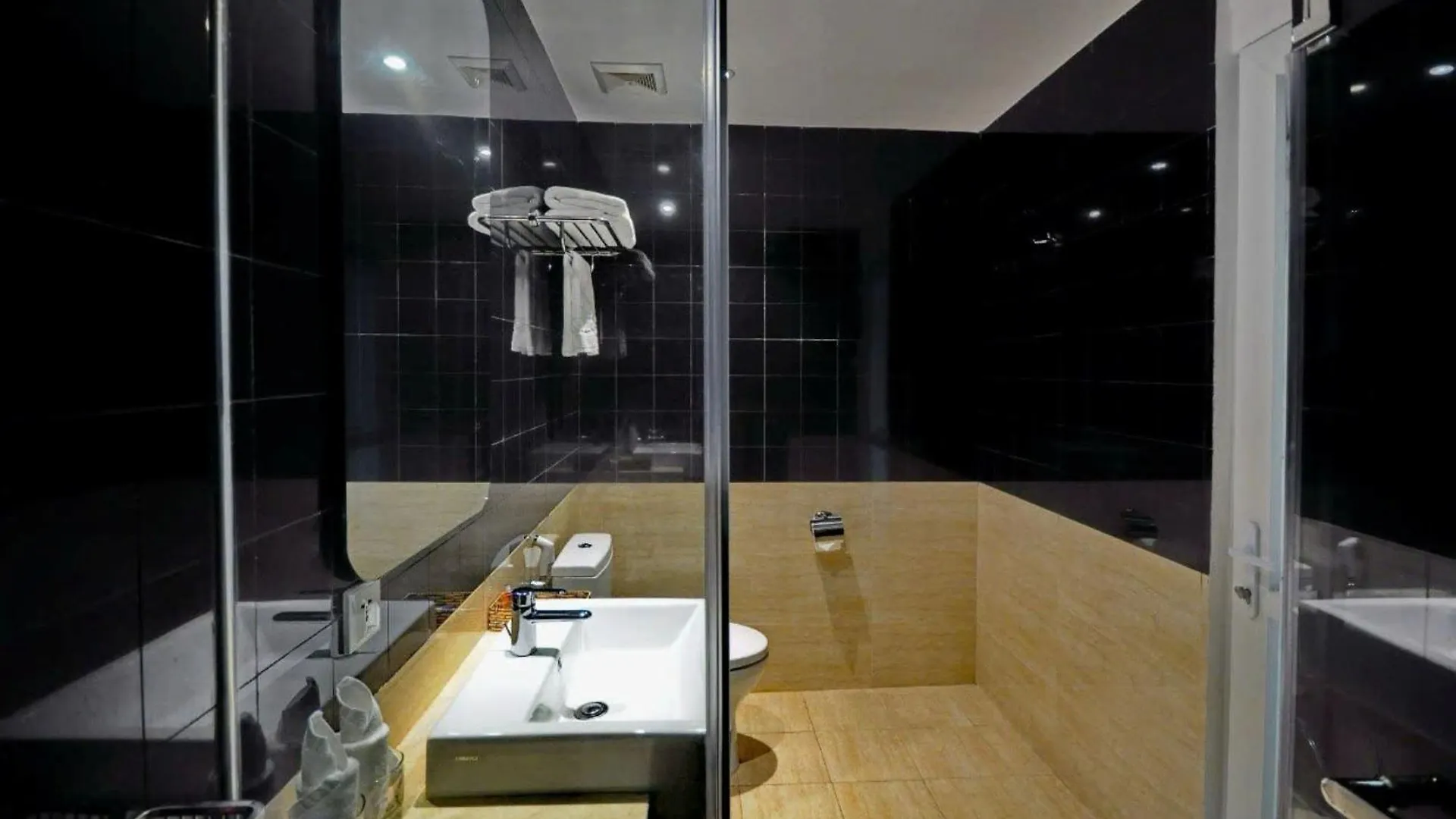 Oceanus Vien Trieu Apartment & Hotel נה טראנג 0*,